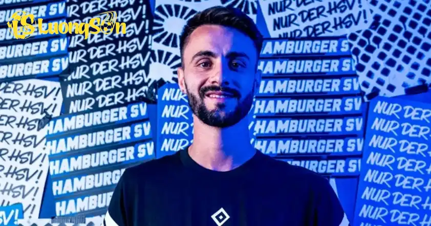 Hamburg có thể sở hữu Fabio Vieira với giá 0 đồng (Ảnh: Tribuna).